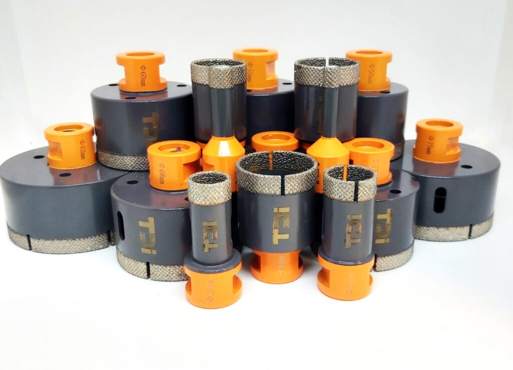 OTWORNICA DO GRESU TDi „MATRIX” D100xM14 - 1